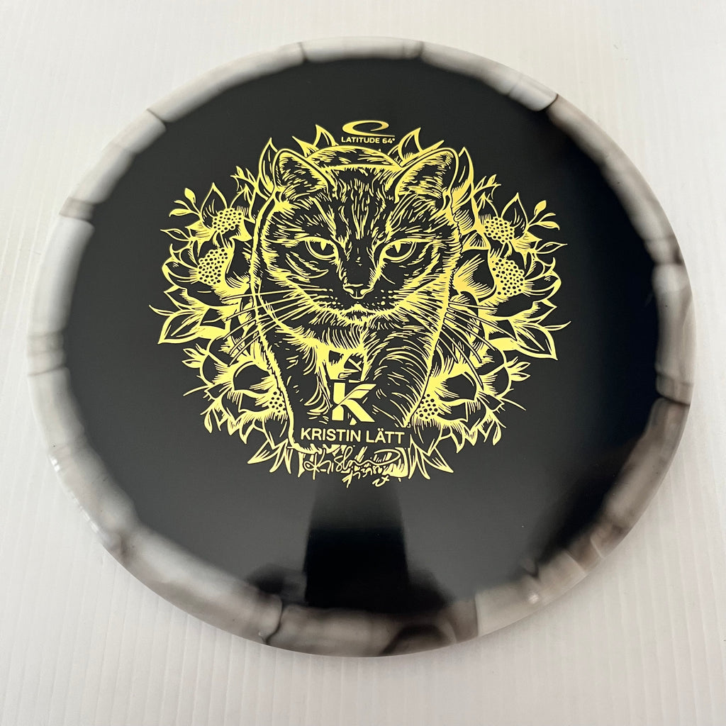 Latitude 64° 2025 Kristin Lätt Team Series Gold Orbit Claymore 5/5/-1/1