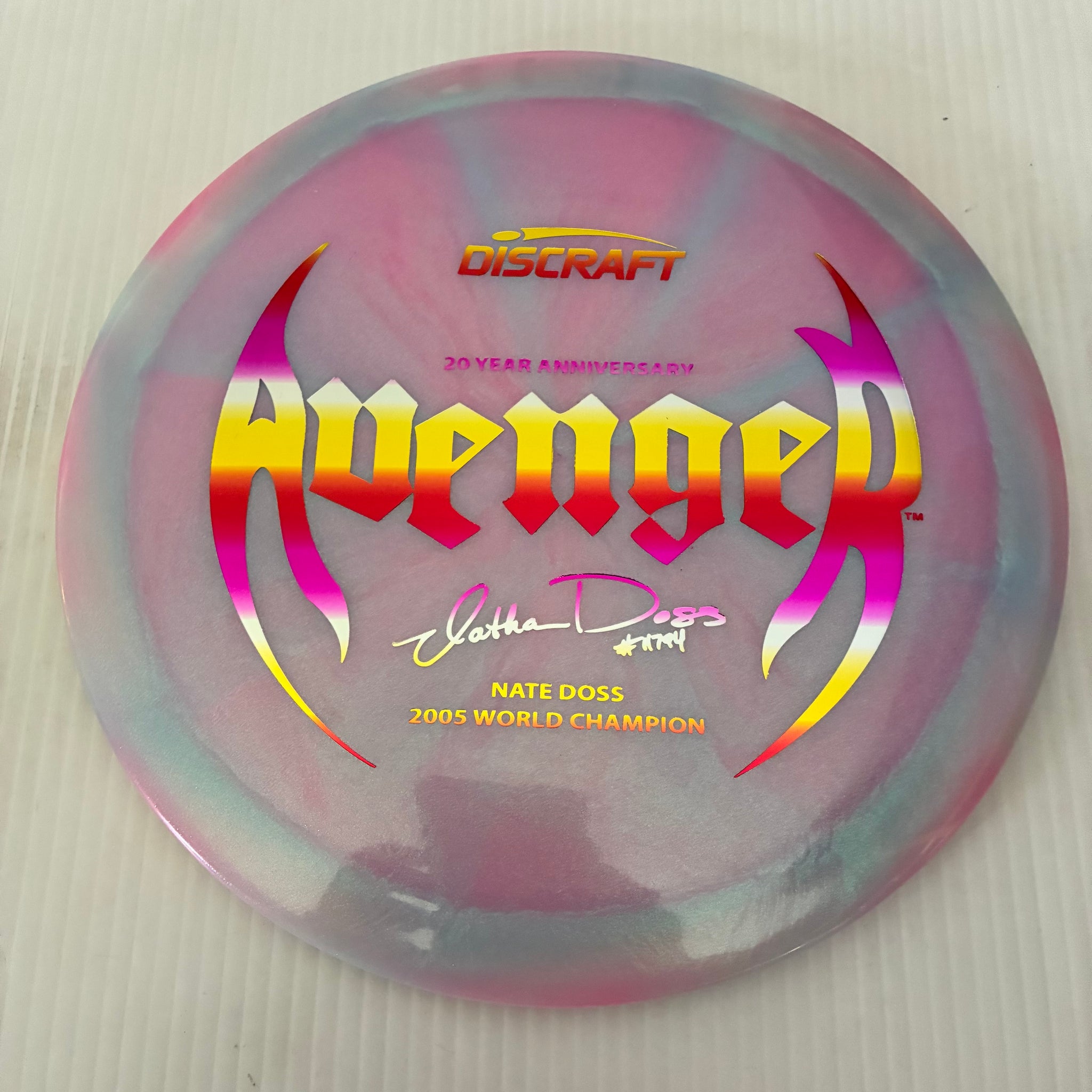 Discraft 20th Anniversary Nate Doss Swirl Colorshift Z Avenger 10/5/0/3