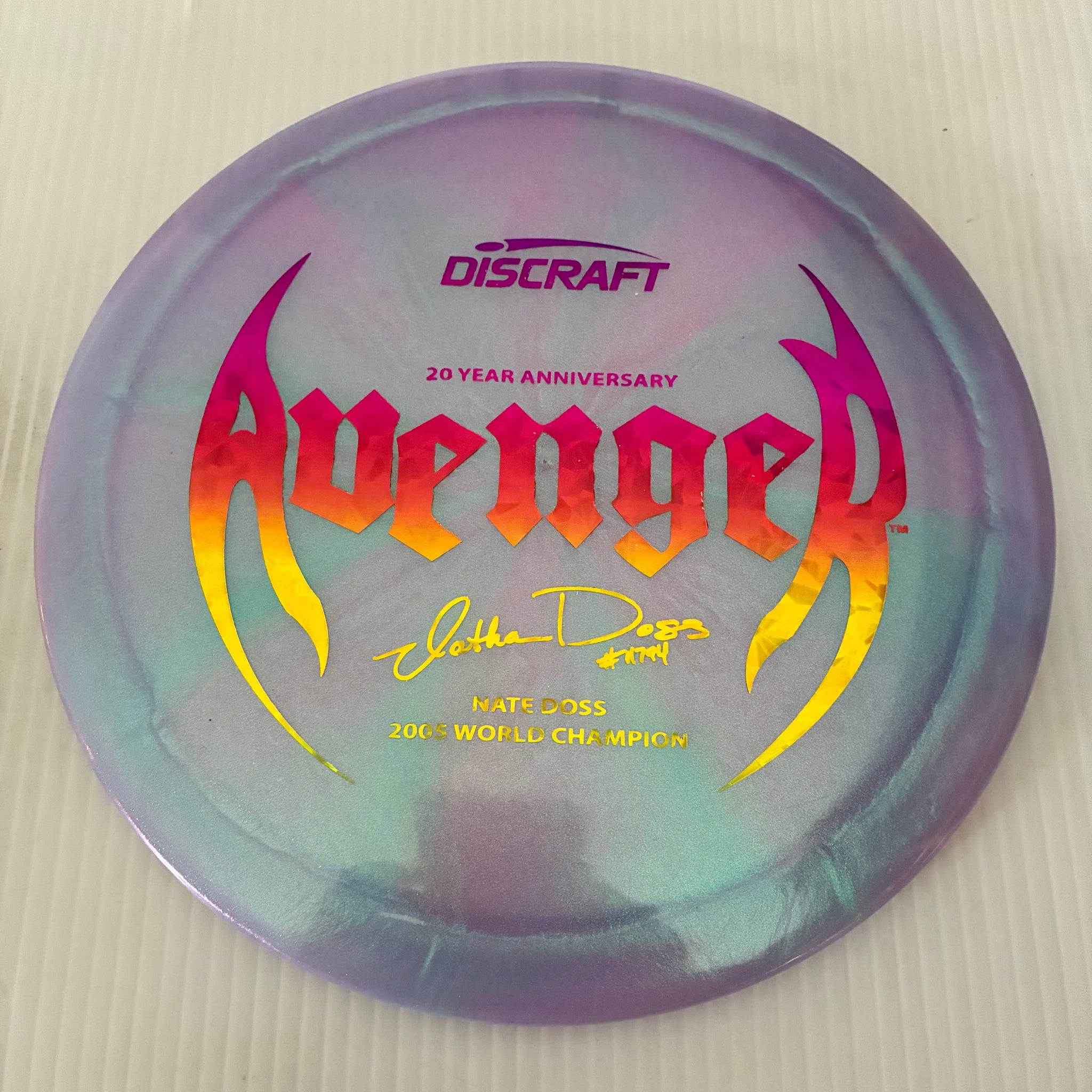 Discraft 20th Anniversary Nate Doss Swirl Colorshift Z Avenger 10/5/0/3