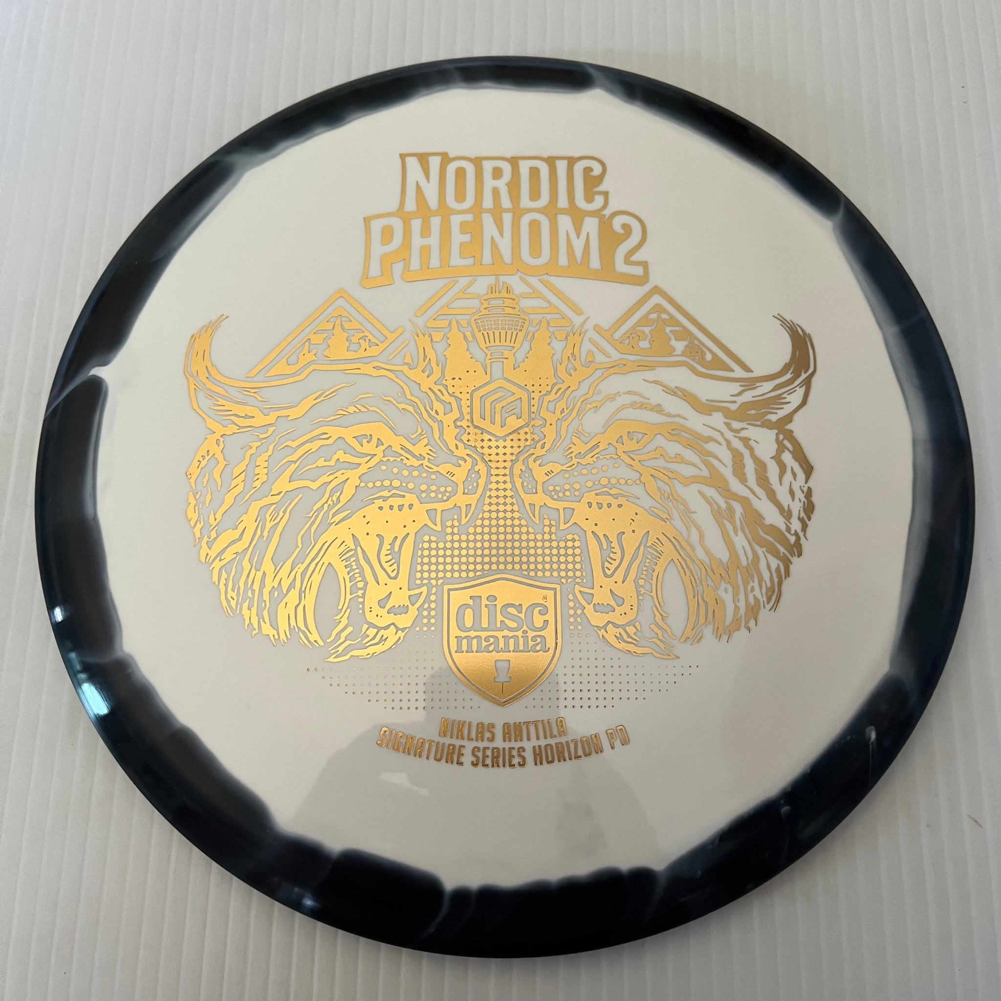 Discmania Niklas Anttila Signature Series Nordic Phenom 2 Horizon S-Line PD 10/4/0/3