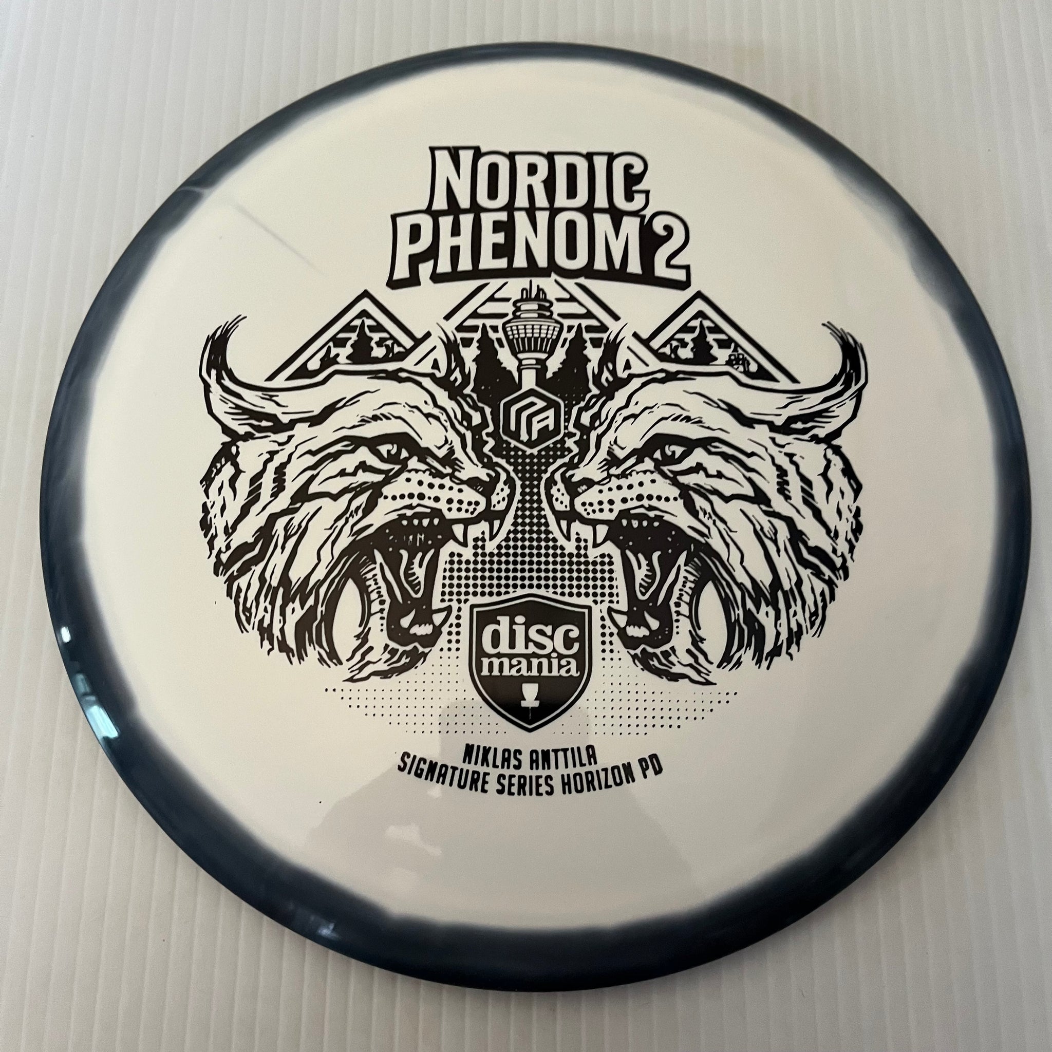 Discmania Niklas Anttila Signature Series Nordic Phenom 2 Horizon S-Line PD 10/4/0/3
