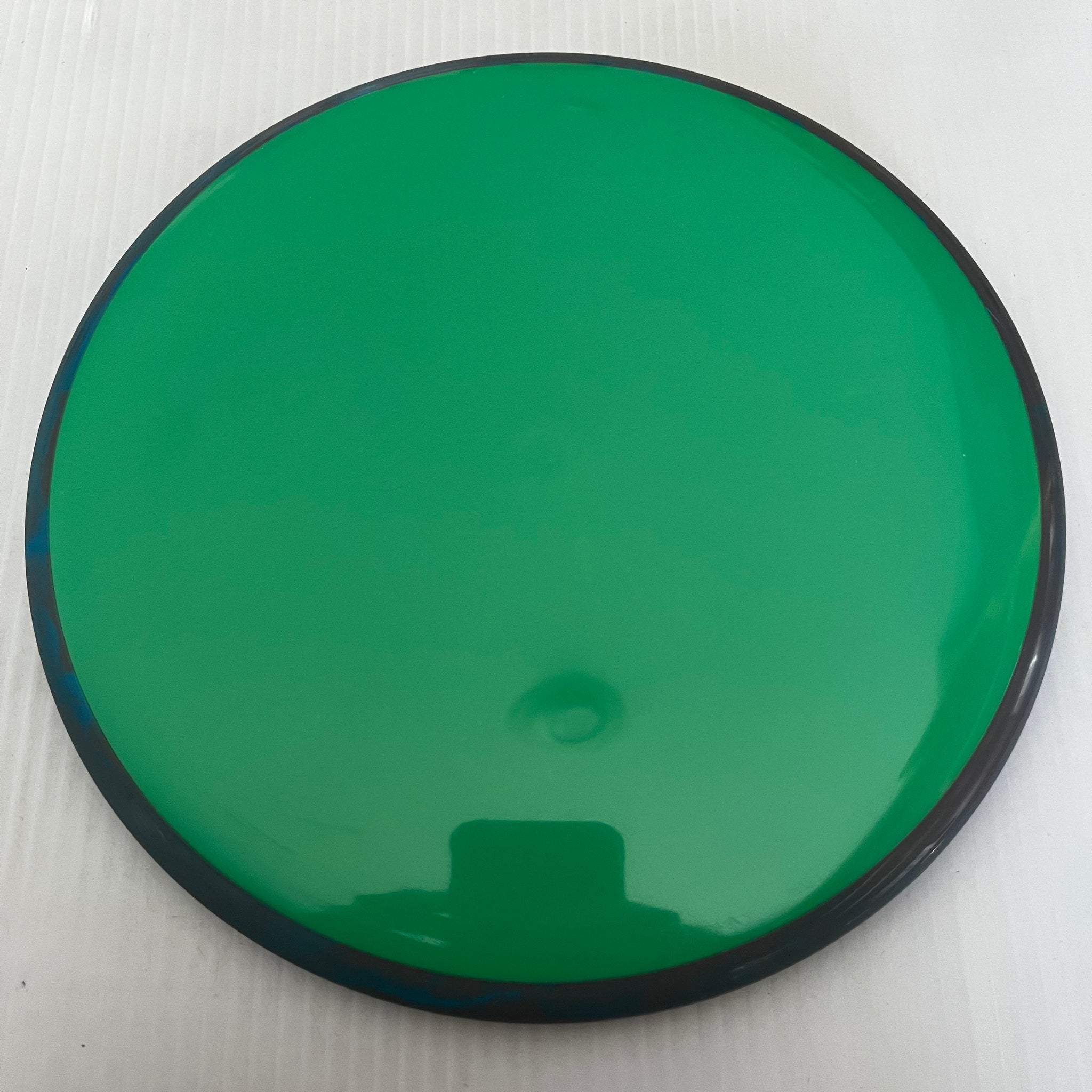 Axiom Neutron Hex 5/5/-1/1 (Blank)