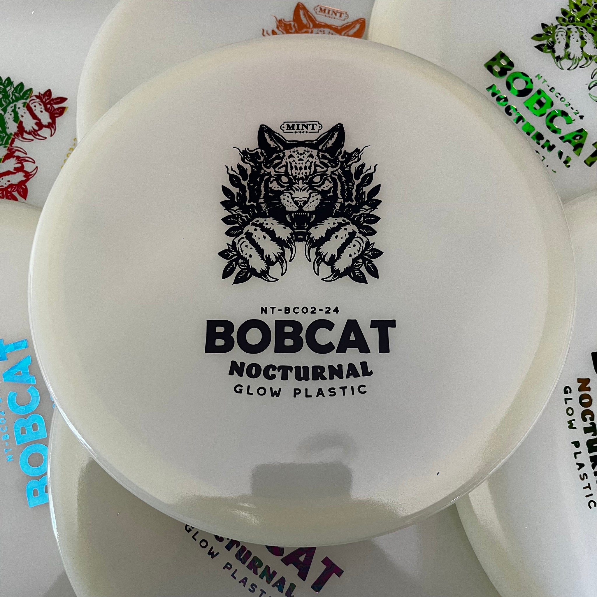 Mint Discs Nocturnal Glow Bobcat 5/4/0/2.5