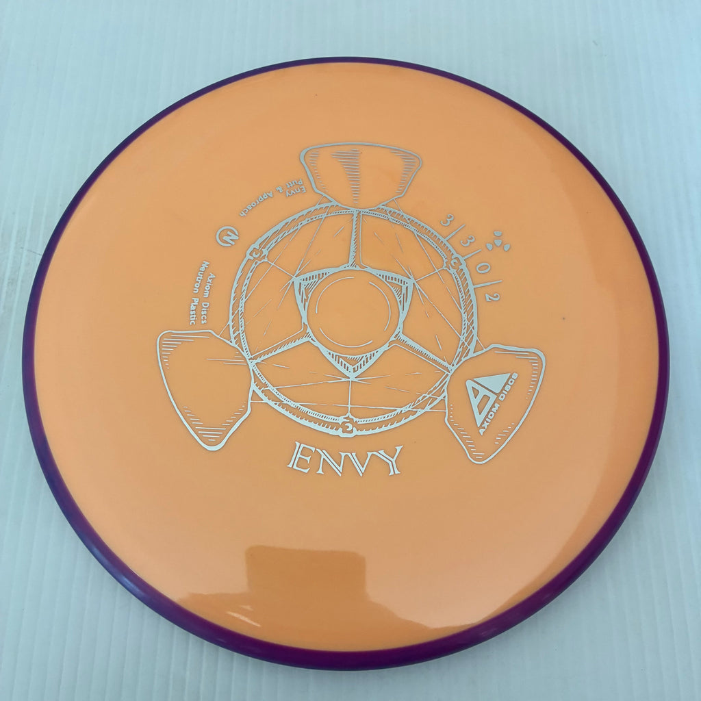 Axiom Neutron Envy 3/3/0/2