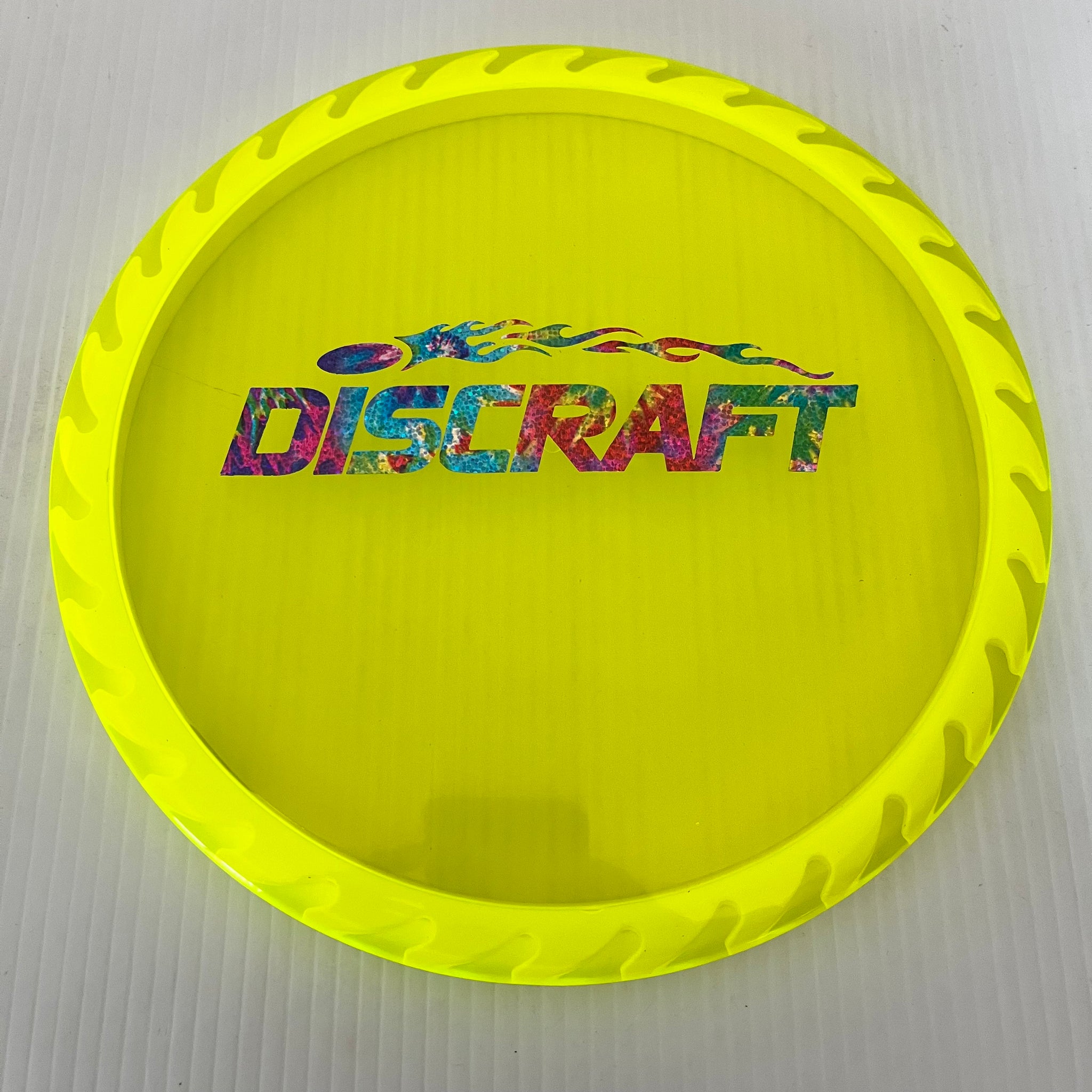 Discraft 2025 Titan Open Fundraiser Z Fuzed Saw Pattern Buzzz 5/4/-1/1