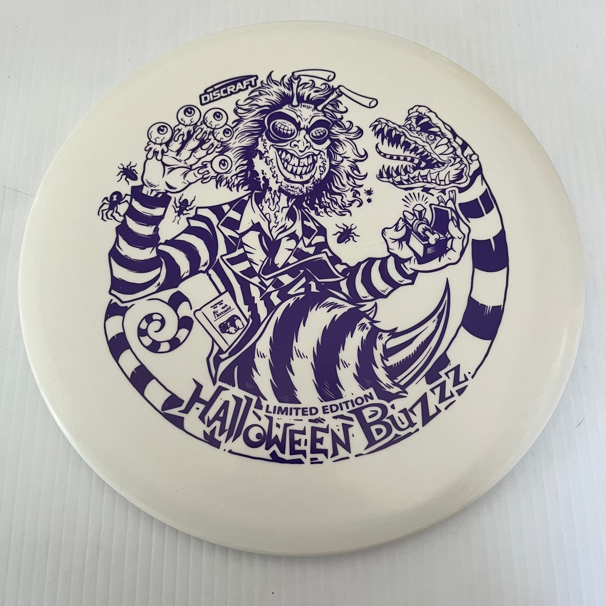 No.560　カスタムボールペン　Halloween Discraft Halloween Buzzz 2024 Beetlejuice – Black Swamp Discs