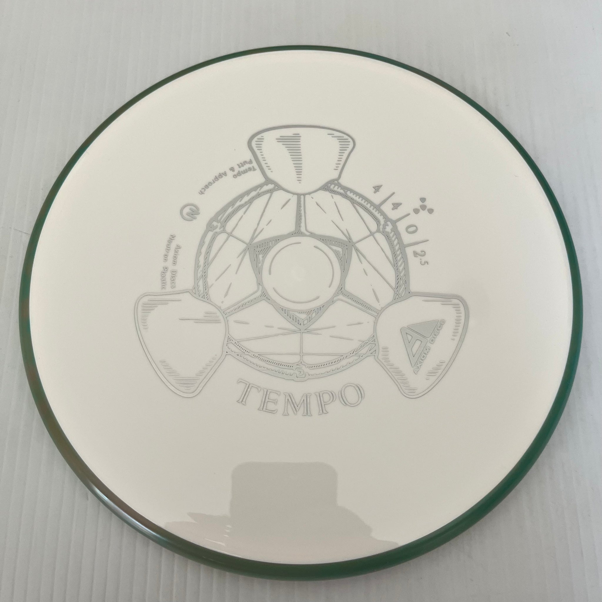 Axiom Neutron Tempo 4/4/0/2.5