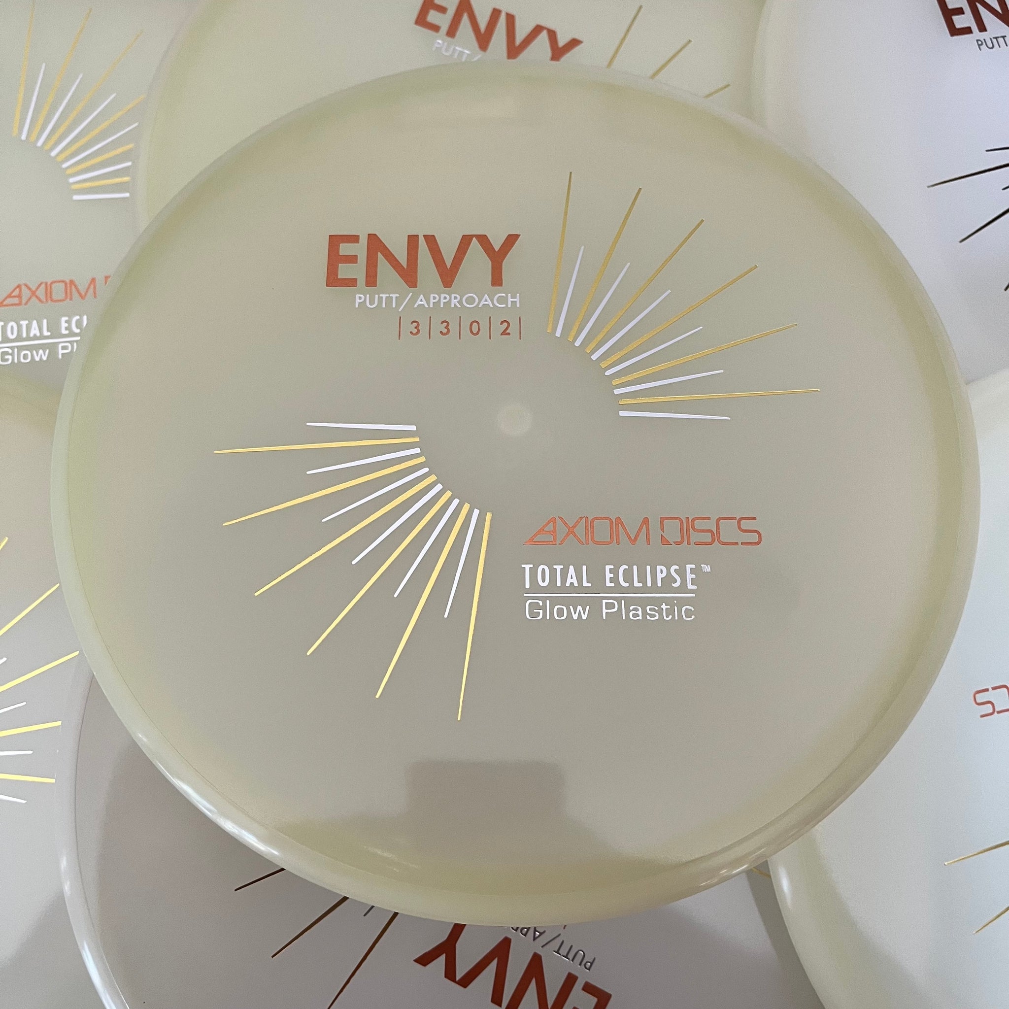 Axiom Total Eclipse Glow Envy 3/3/0/2