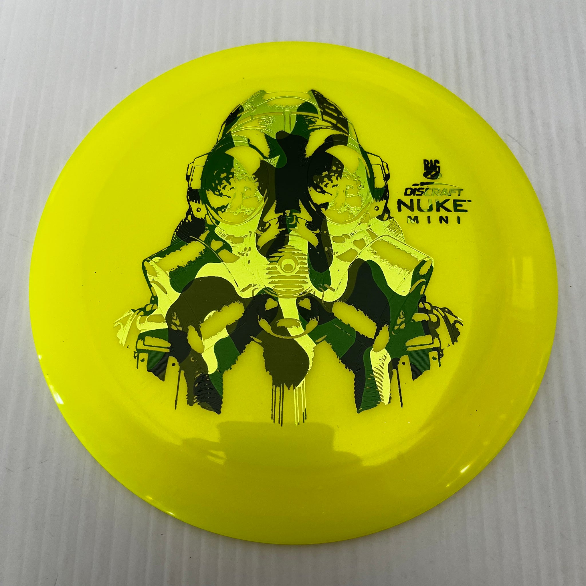 Discraft BigZ Mini Nuke (6" Mini Disc)