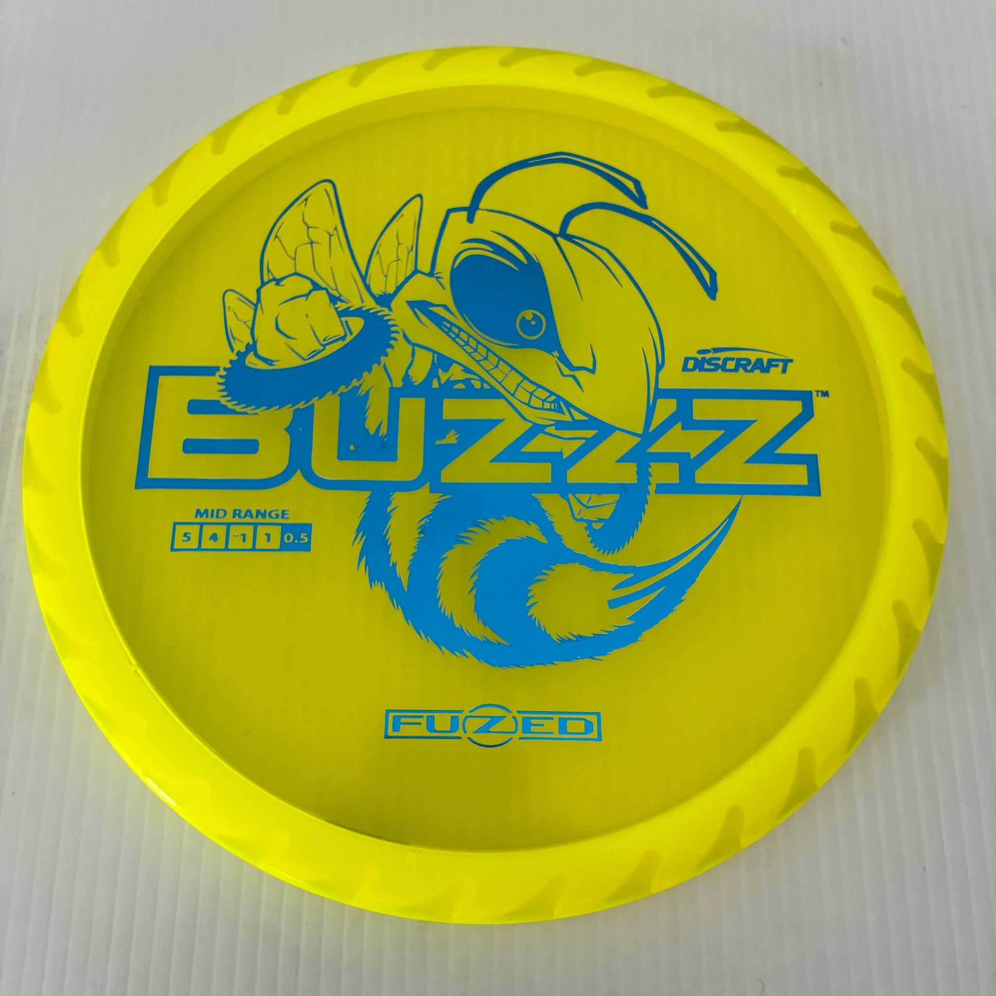 Discraft Z Fuzed Saw Pattern Buzzz 5/4/-1/1 (Lighterweights)
