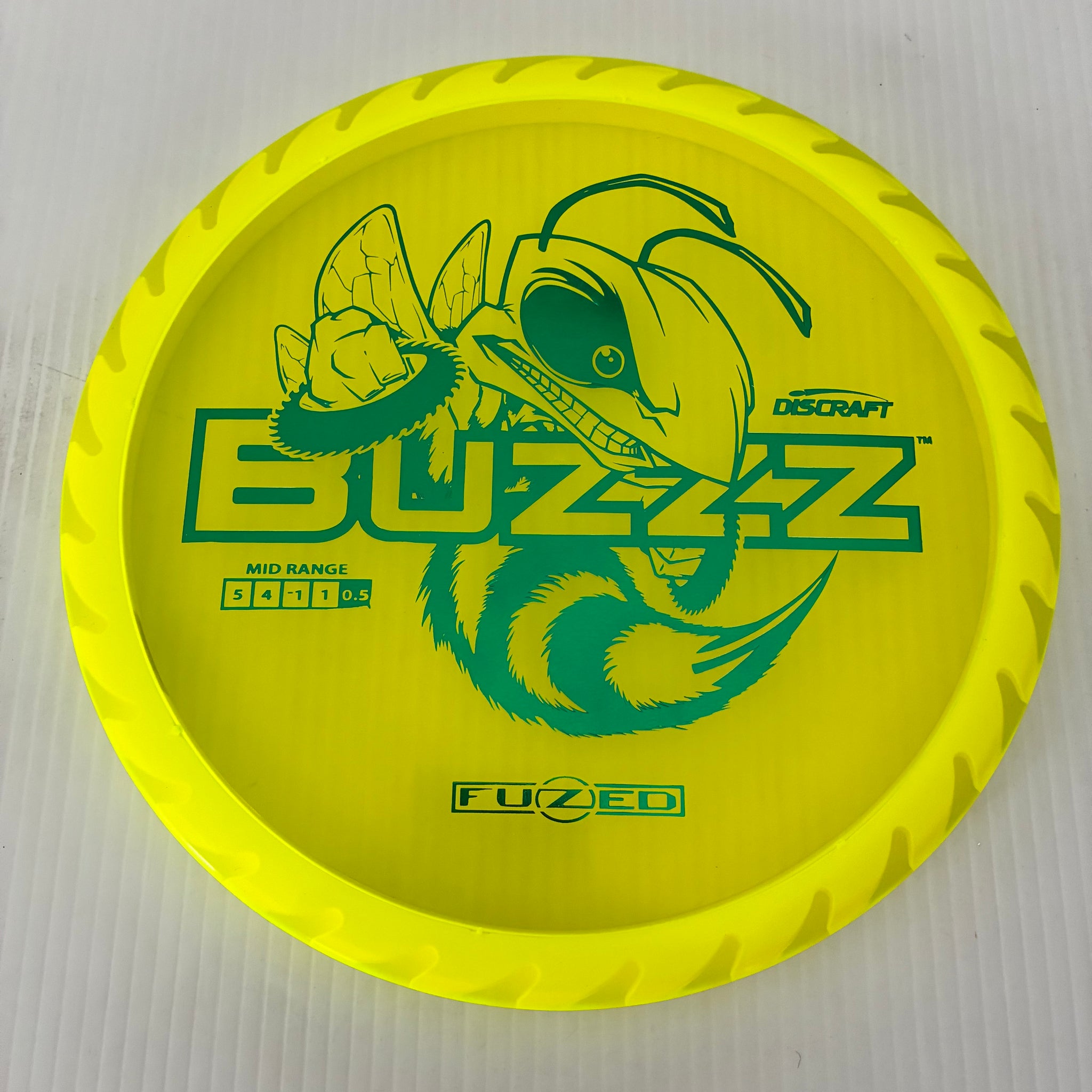 Discraft Z Fuzed Saw Pattern Buzzz 5/4/-1/1 (Lighterweights)