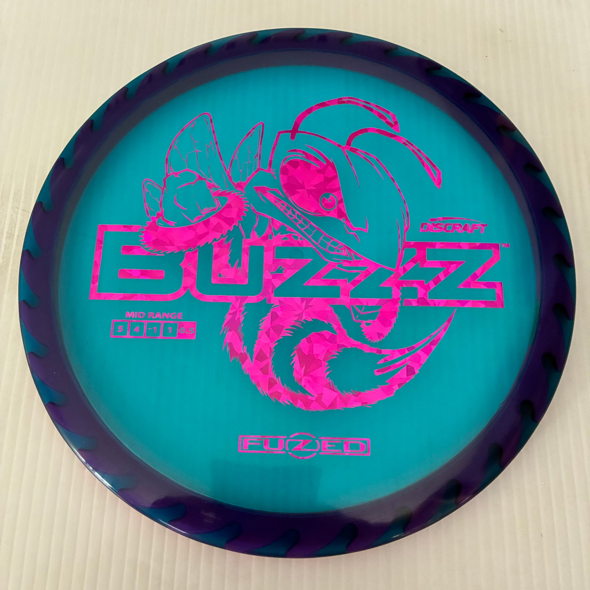 Discraft Z Fuzed Saw Pattern Buzzz 5/4/-1/1 (Lighterweights)