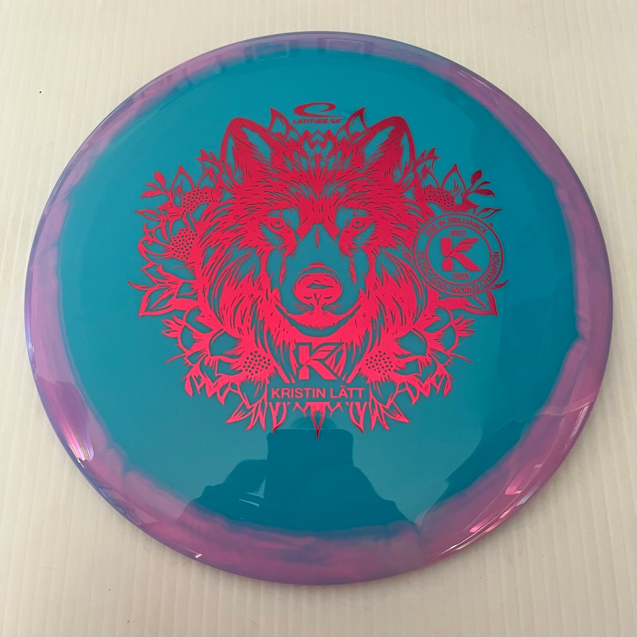 Latitude 64° 2025 Kristin Lätt Team Series Royal Grand Orbit Grace 11/6/-1/2