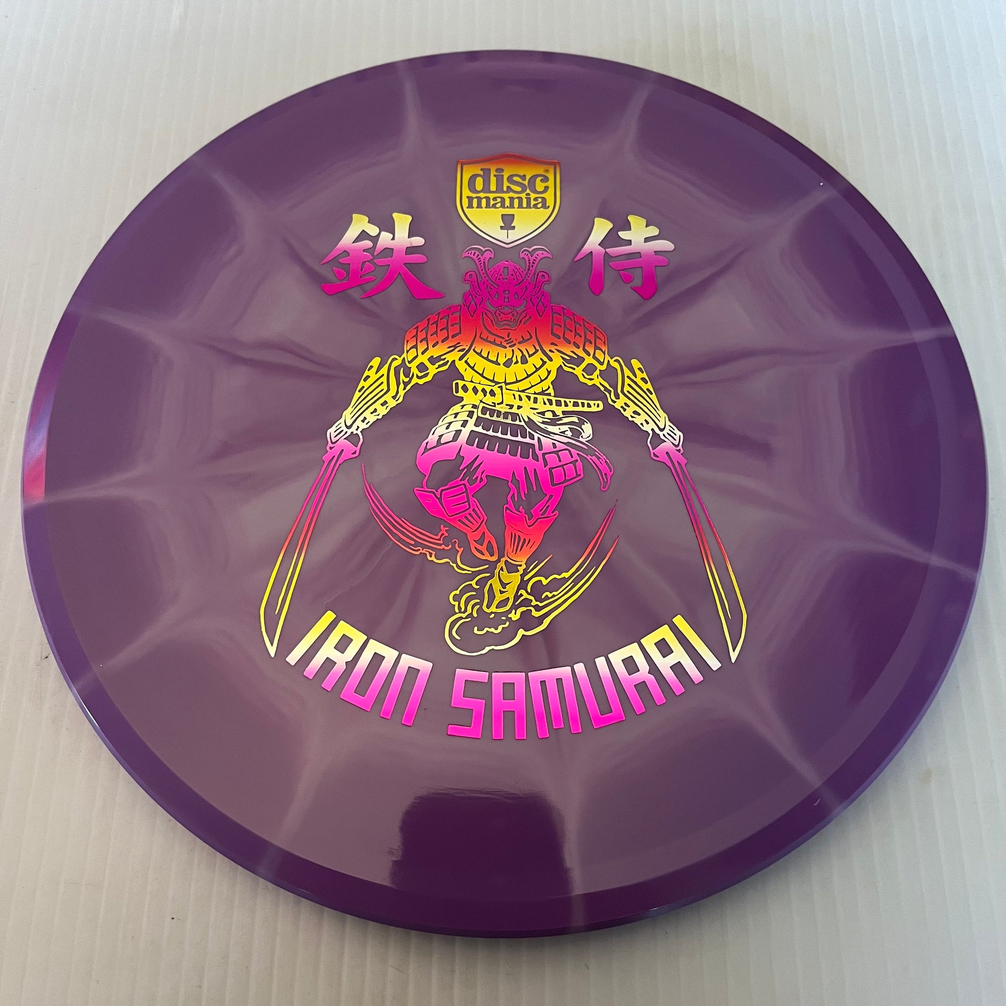 Discmania April Jewels Lux Vapor Mutant 5/3/0/4 (Limited Edition Stamps)