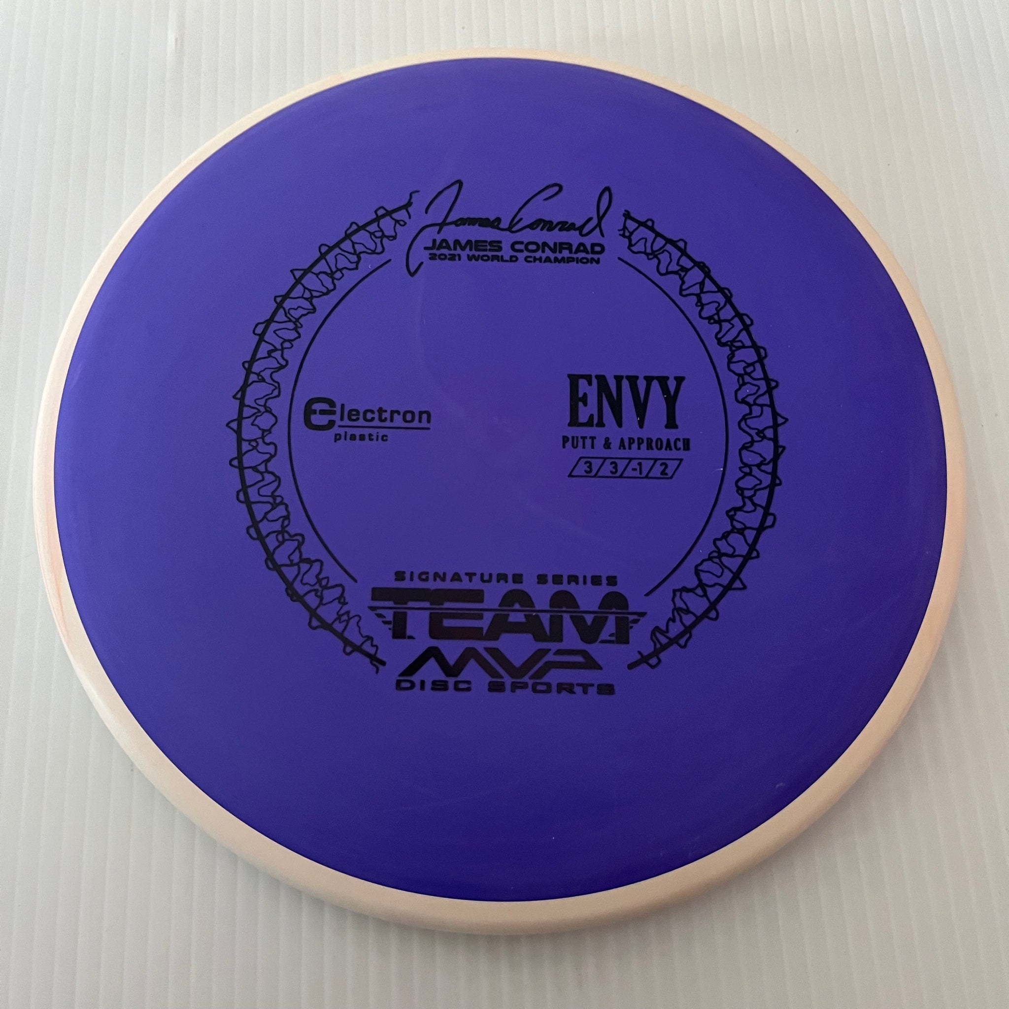 Axiom James Conrad Team MVP Electron Medium Envy 3/3/-1/2