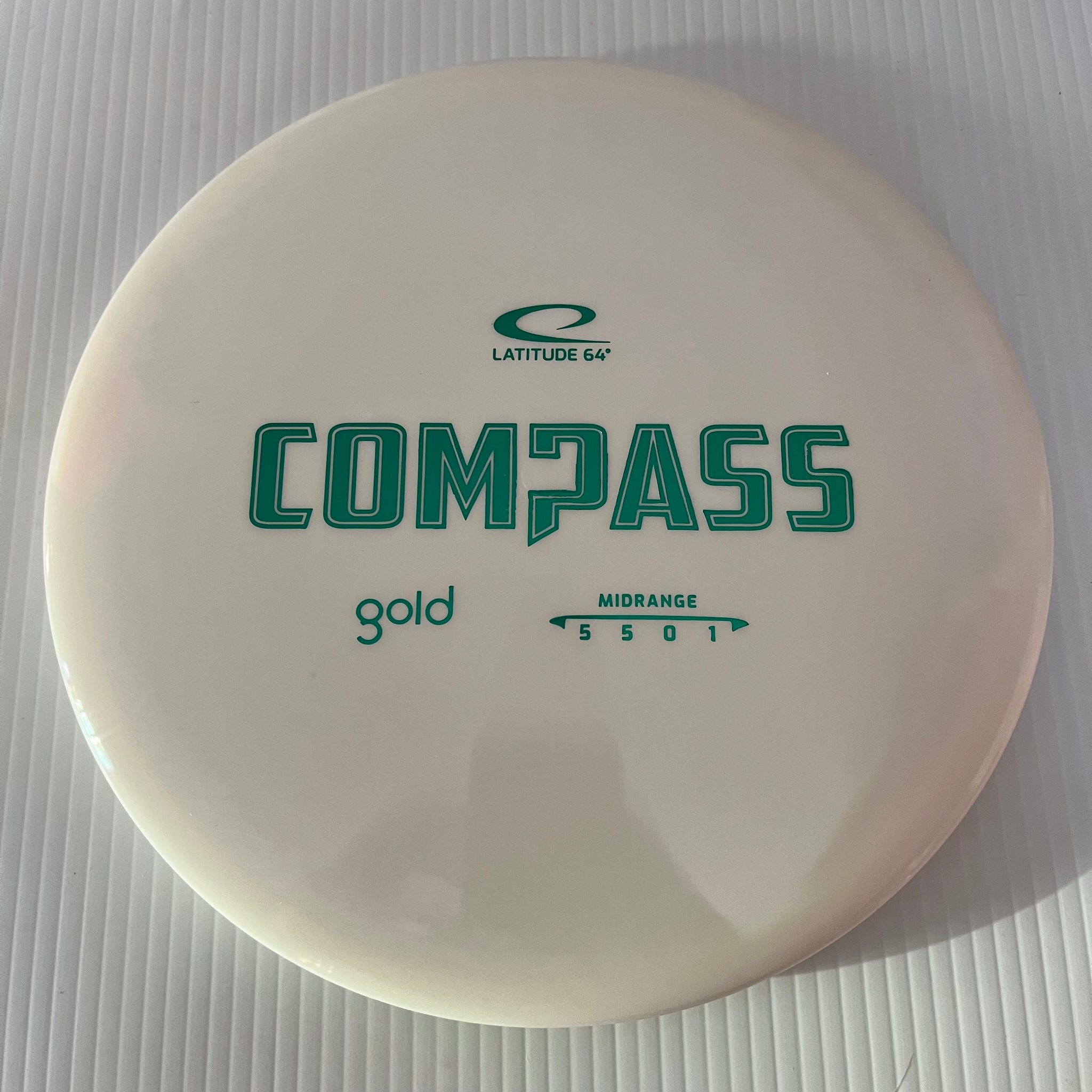 Latitude 64° Gold Line Compass 5/5/0/1