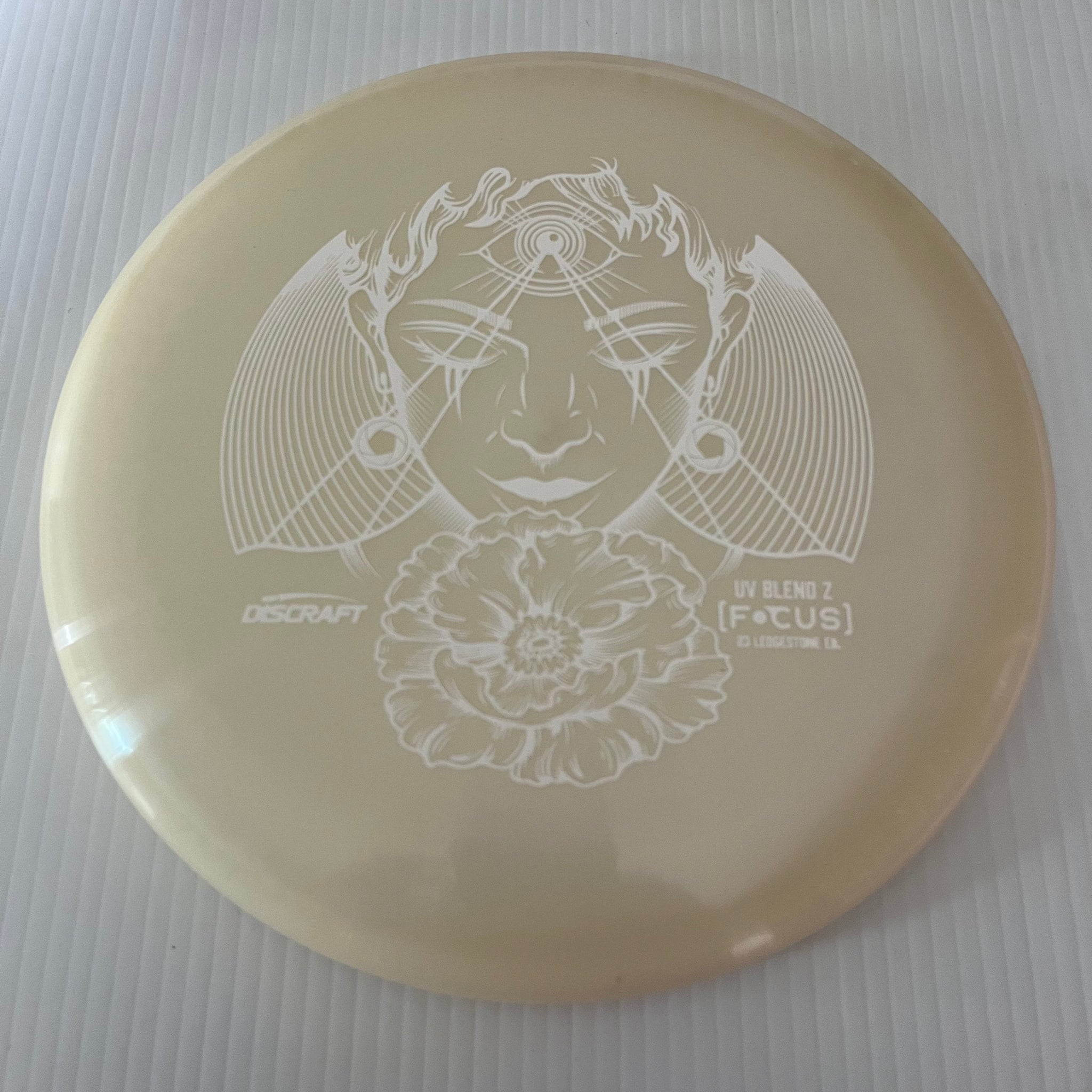 Discraft 2023 Ledgestone UV Z Focus 2/2/-1/2