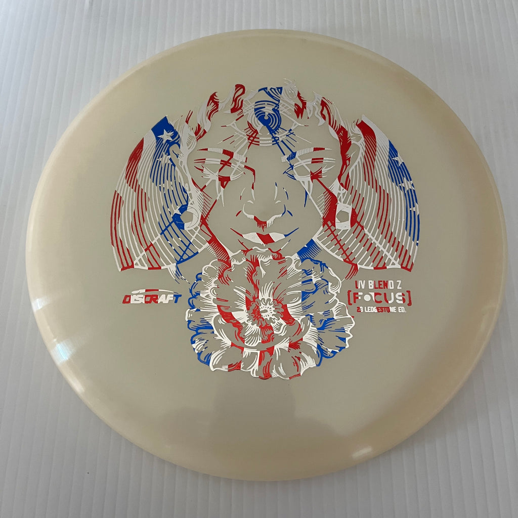 Discraft 2023 Ledgestone UV Z Focus 2/2/-1/2