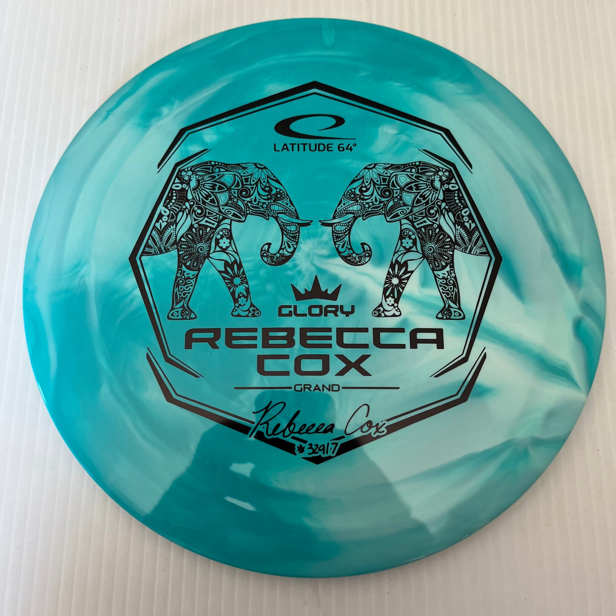 Latitude 64° 2022 Rebecca Cox Team Series Royal Grand Glory 7/5/0/3