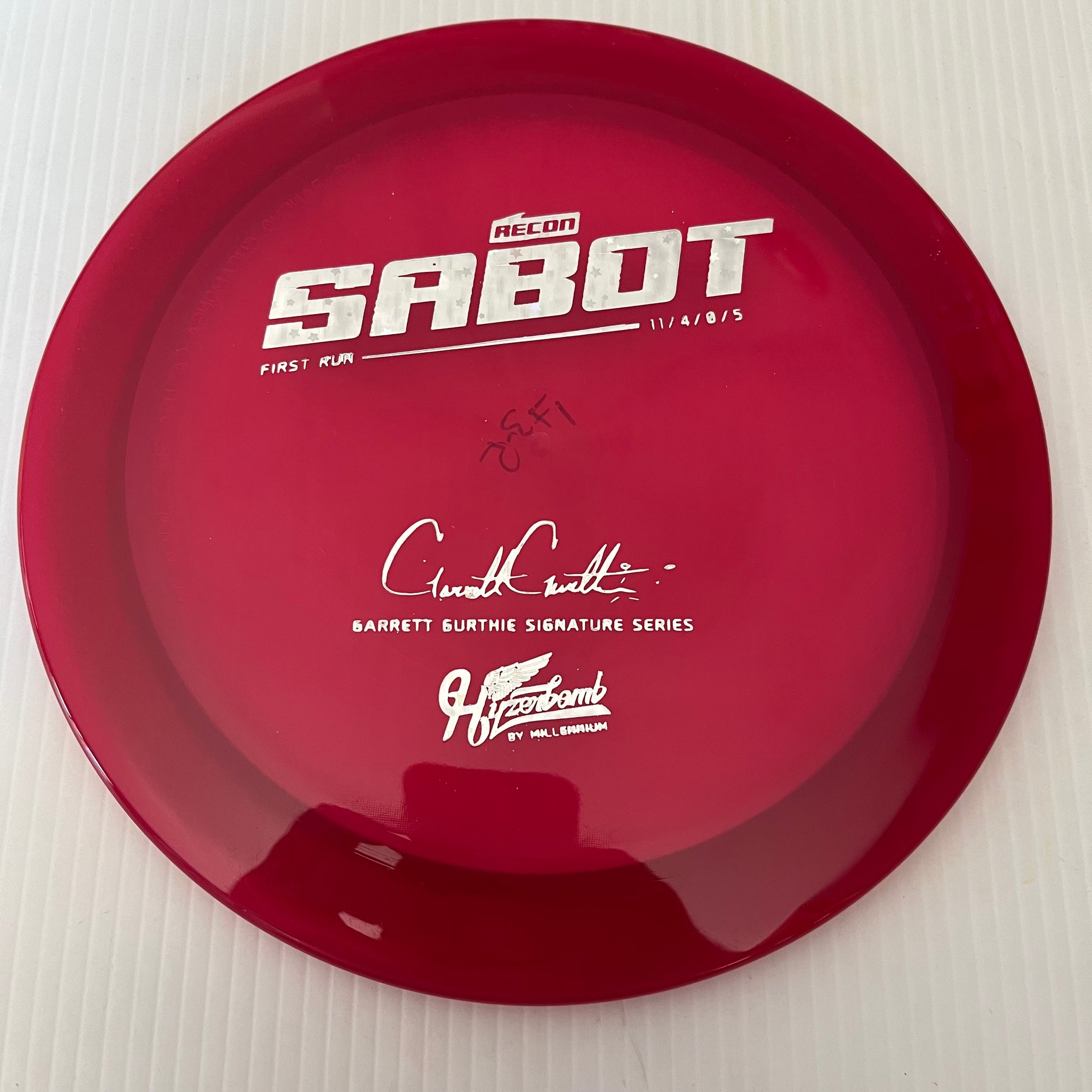Millennium Discs First Run Garrett Gurthie Hyzerbomb Recon Sabot 11/4/0/5