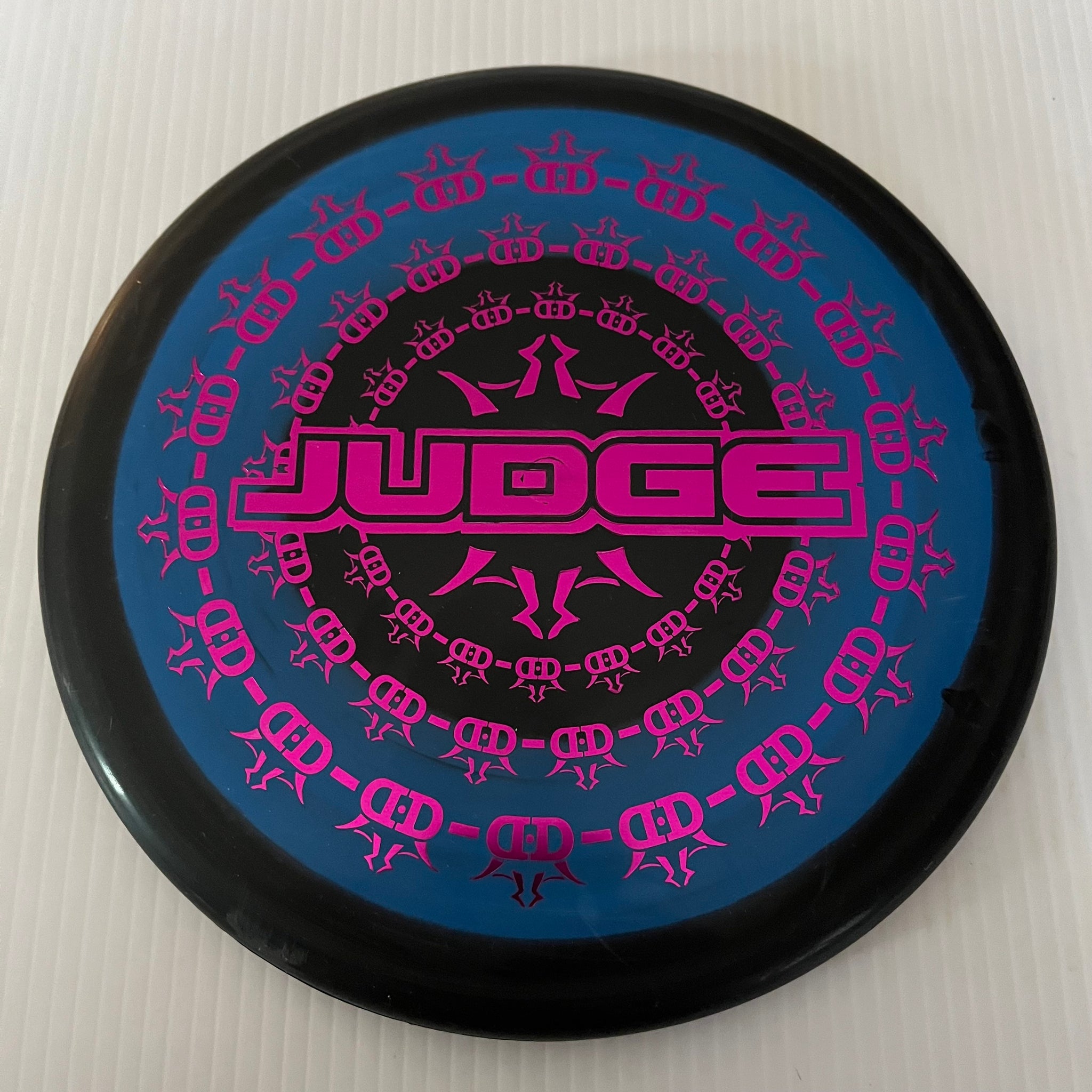 Dynamic Discs Classic Blend Raptor Eye Judge 2/4/0/1