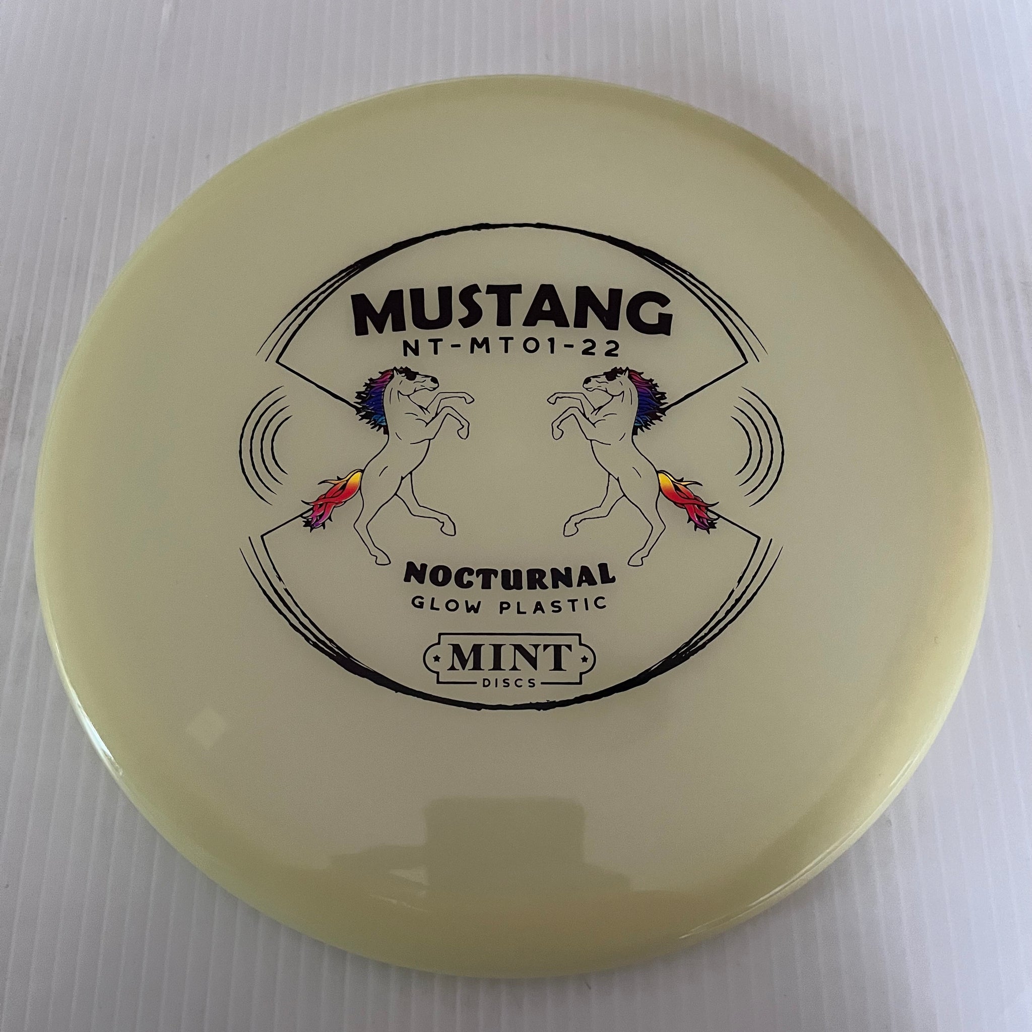 Mint Discs Nocturnal Mustang 5/4/0/2
