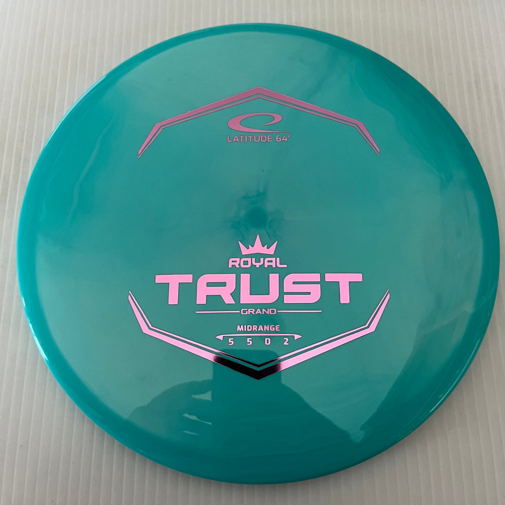 Latitude 64° Royal Grand Trust 5/5/0/2