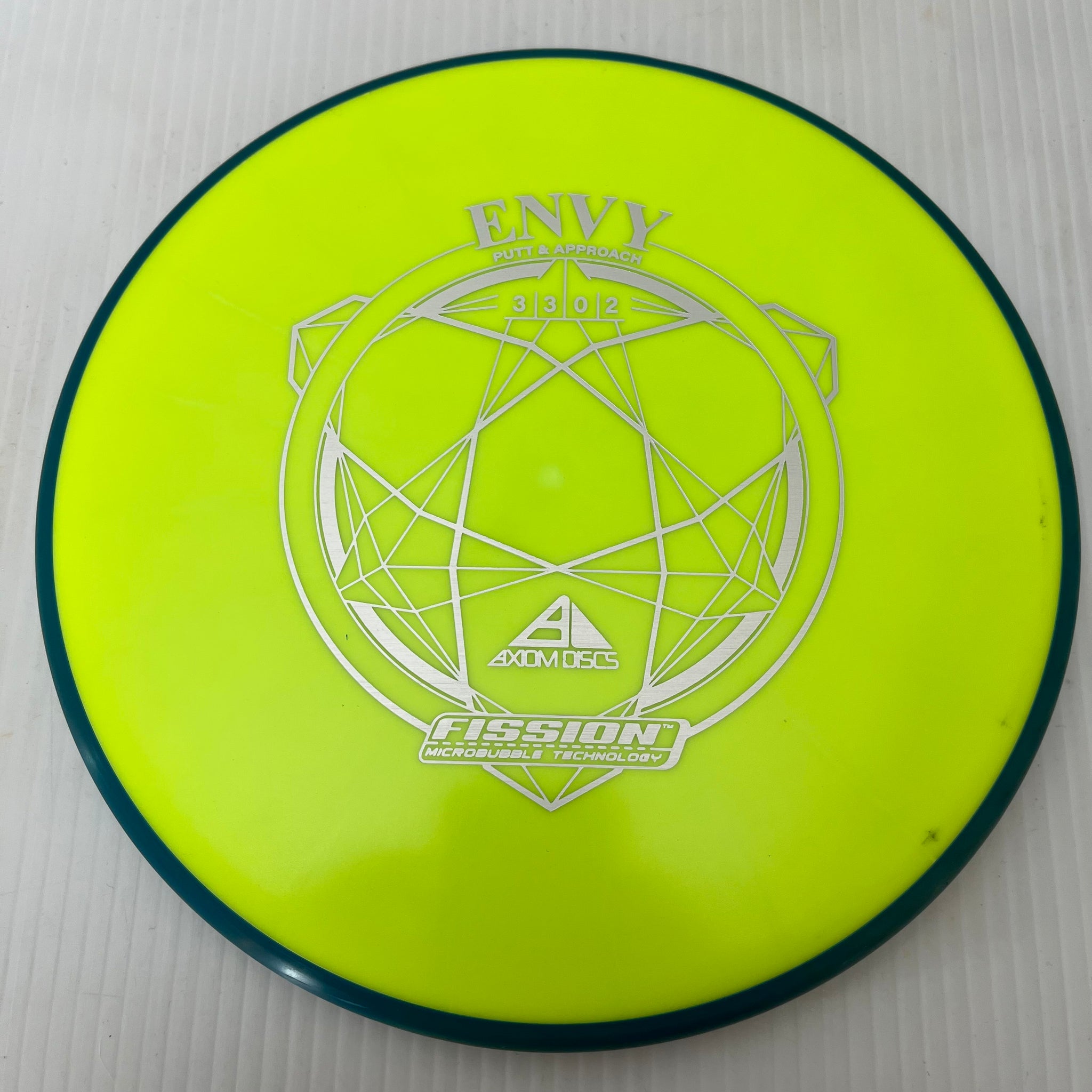 Axiom Fission Envy 3/3/0/2
